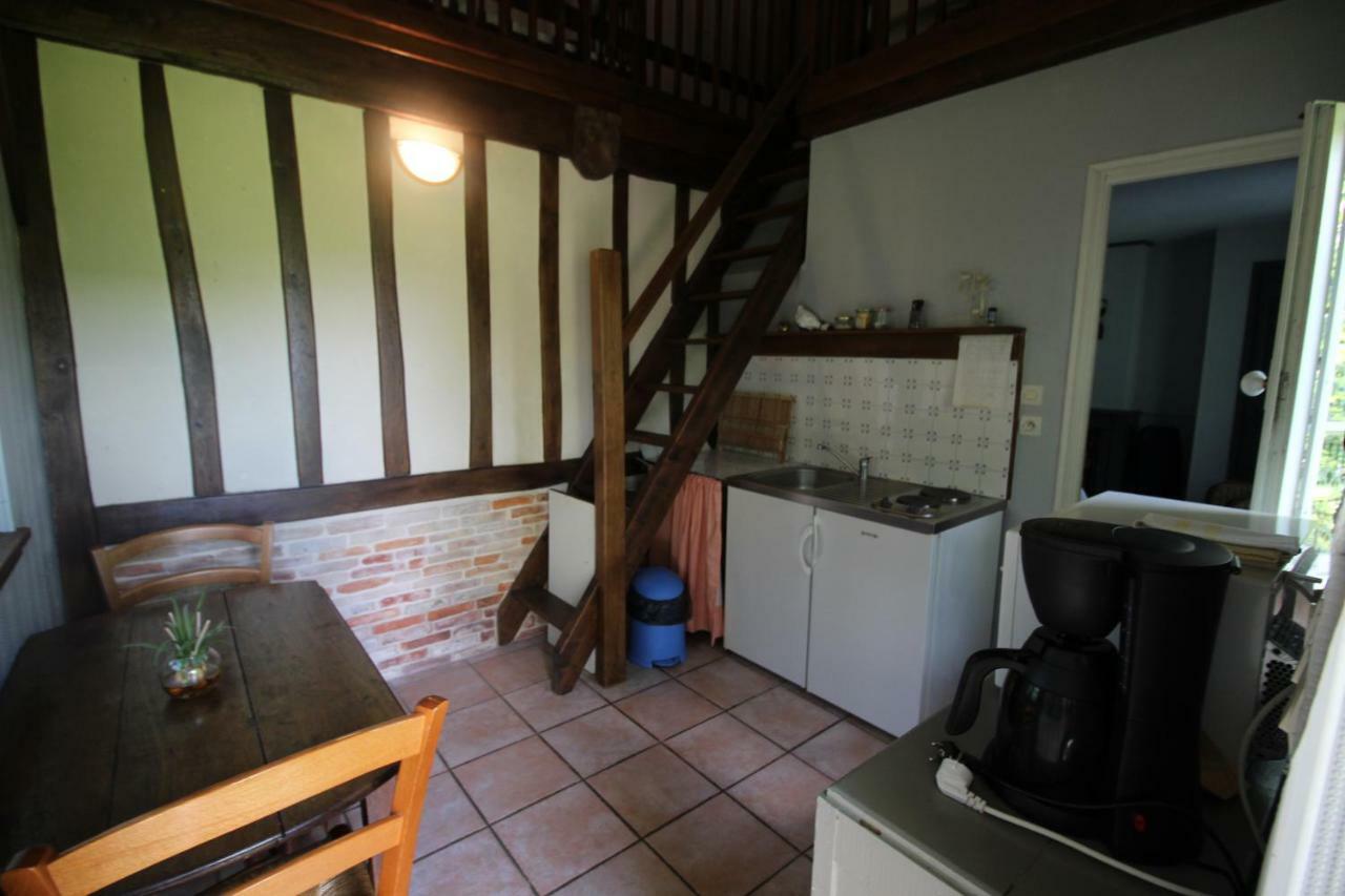 Bed and Breakfast La Ferme Aux Canards Сассео-ле-Мокондюи Экстерьер фото